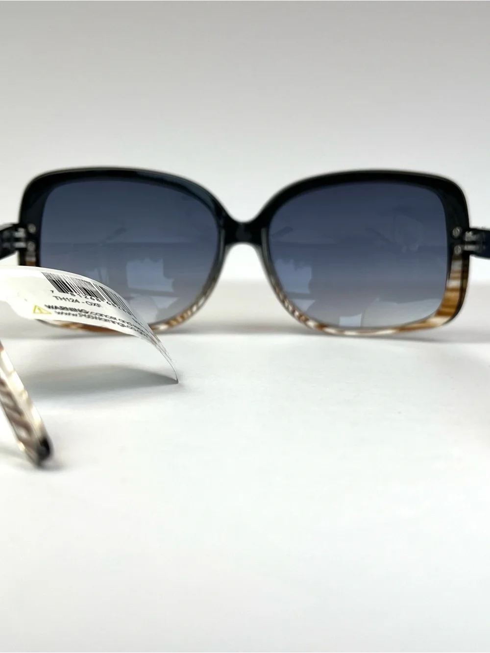 Tahari Sunglasses Two Tone Black Top Brown Clear Bottom TH124 Women's New w Tag